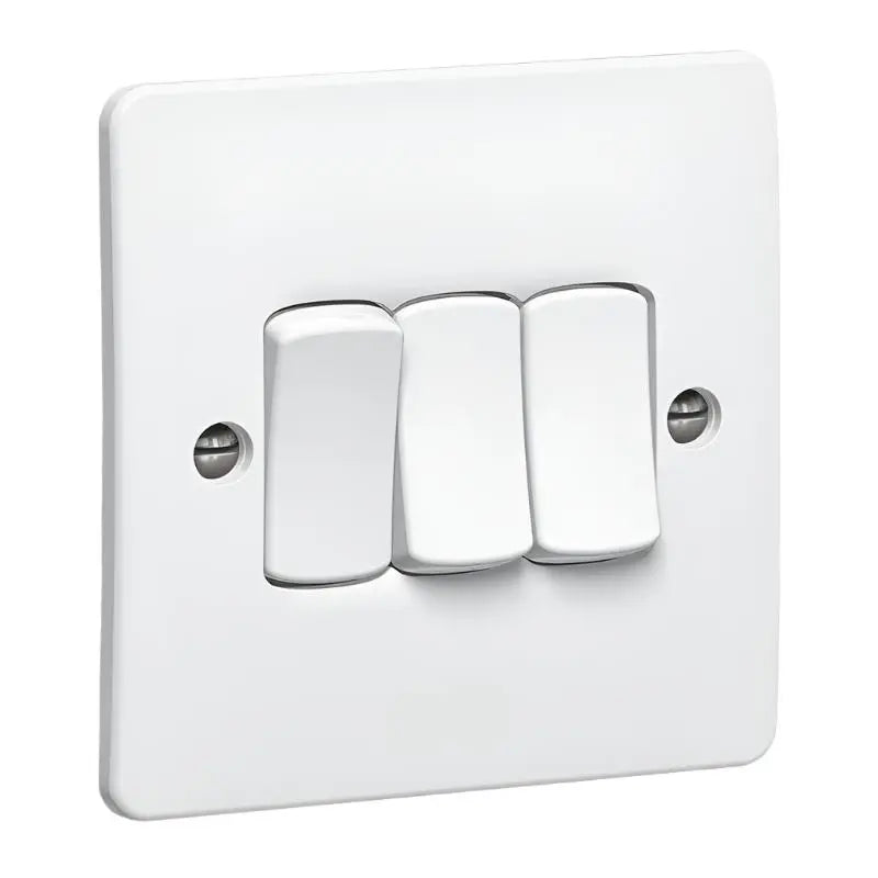 3 GANG 1 WAY PLATE SWITCH.